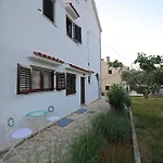 Pensjonat And A Ina Zadar