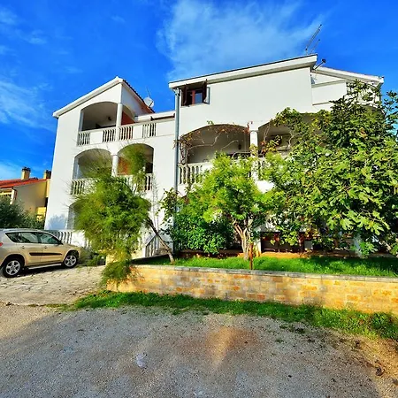 Casa de hóspedes And A Ina 3*