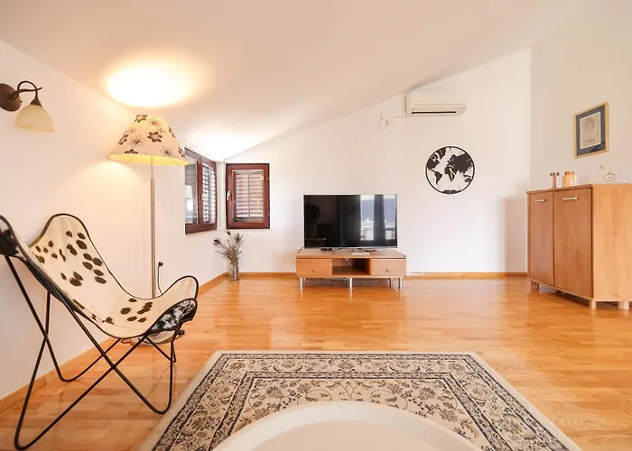 Pensjonat And A Ina Zadar