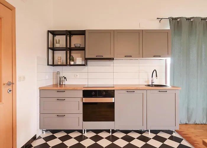 And A Ina Pensionat Zadar