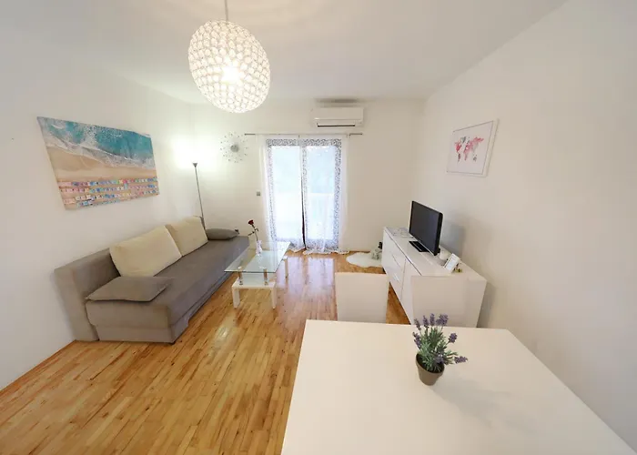 Vendégház And A Ina 3*