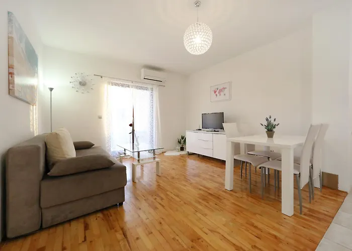 Casa de hóspedes And A Ina 3*